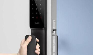 Новый дверной замок Xiaomi распознает лица в 3D - фото Новый дверной замок Xiaomi распознает лица в 3D - фото